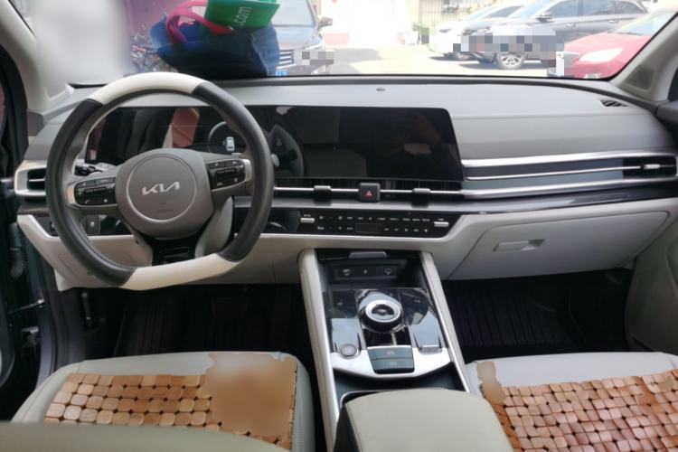 Used Kia Sportage (Chinese Domestic Model) 2023 1.5T Two-Wheel Drive Prestige Edition Center Console