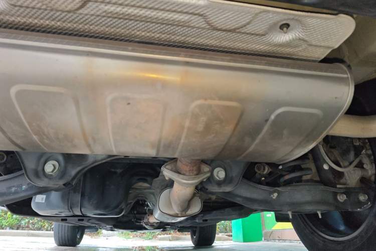 Used Kia Sportage (Chinese Domestic Model) 2023 2.0T Two-Wheel Drive Flagship Edition Chassis Rear