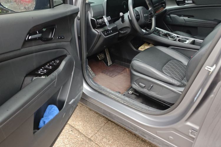 Used Kia Sportage (Chinese Domestic Model) 2023 2.0T Two-Wheel Drive Flagship Edition Driver Seat