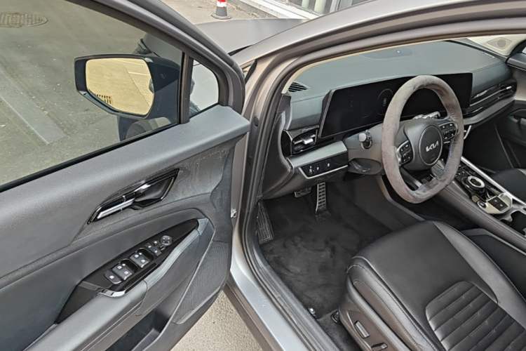 Used Kia Sportage (Chinese Domestic Model) 2023 2.0T Two-Wheel-Drive Prestige Edition Driver Seat