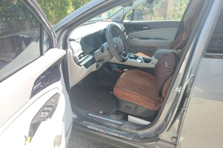 Used Kia Sportage (Chinese Domestic Model) 2023 1.5T Two-Wheel Drive Prestige Edition Driver Seat