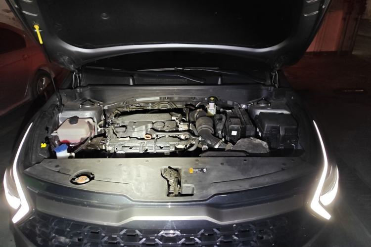 Used Kia Sportage (Chinese Domestic Model) 2023 1.5T Two-Wheel Drive Prestige Edition Engine Bay