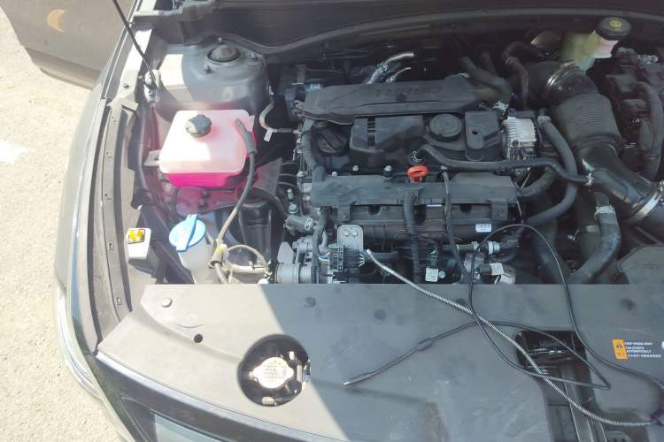 Used Kia Sportage (Chinese Domestic Model) 2023 1.5T Two-Wheel Drive Prestige Edition Engine Bay Right