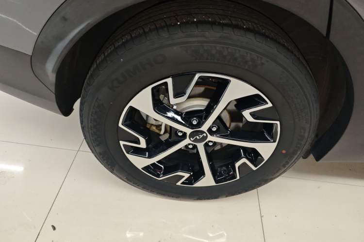 Used Kia Sportage (Chinese Domestic Model) 2023 1.5T Two-Wheel Drive Prestige Edition Exterior 2