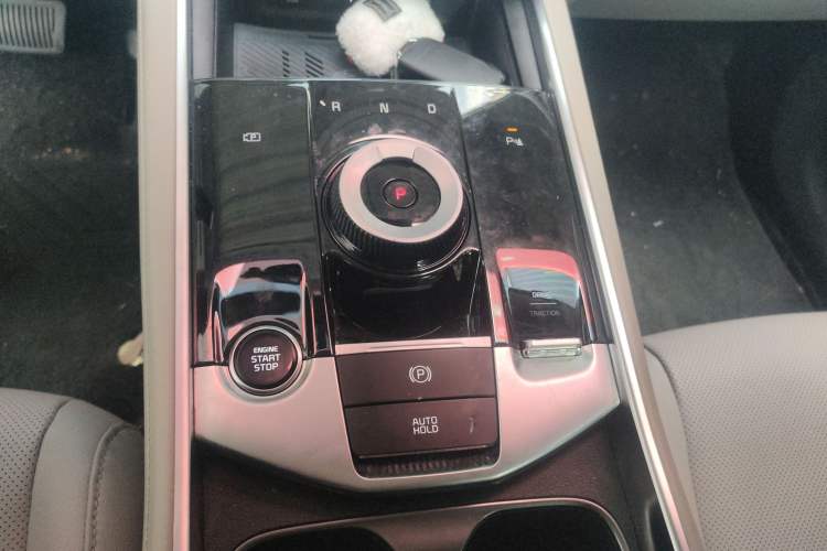 Used Kia Sportage (Chinese Domestic Model) 2023 1.5T Two-Wheel Drive Prestige Edition Gear Lever
