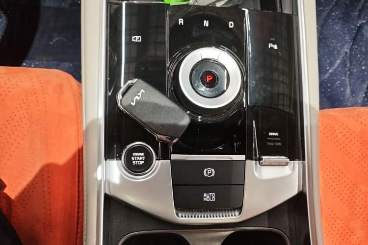 Used Kia Sportage (Chinese Domestic Model) 2023 1.5T Two-Wheel Drive Prestige Edition Gear Lever