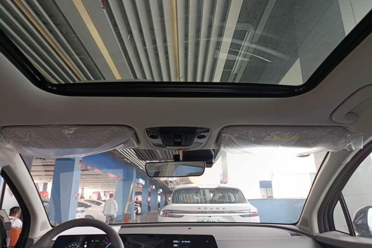 Used Kia Sportage (Chinese Domestic Model) 2023 1.5T Two-Wheel Drive Prestige Edition Headliner