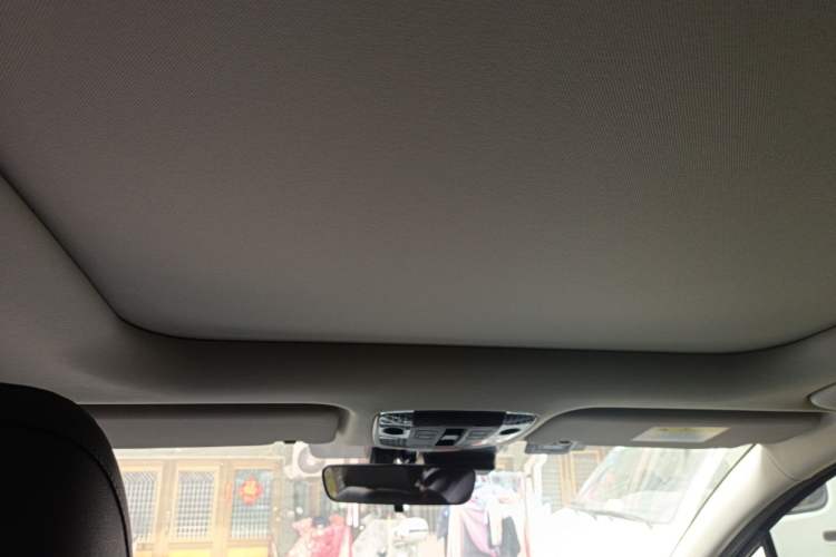 Used Kia Sportage (Chinese Domestic Model) 2023 2.0T Two-Wheel-Drive Prestige Edition Headliner