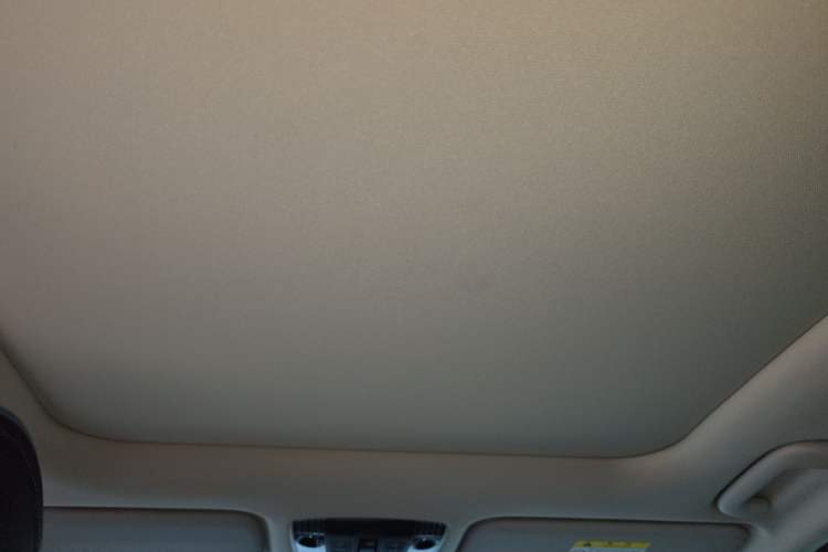 Used Kia Sportage (Chinese Domestic Model) 2023 2.0T Two-Wheel Drive Flagship Edition Headliner