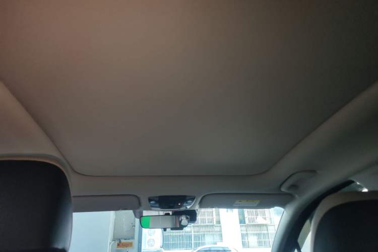 Used Kia Sportage (Chinese Domestic Model) 2023 2.0L HEV Two-Wheel Drive Prestige Edition Headliner