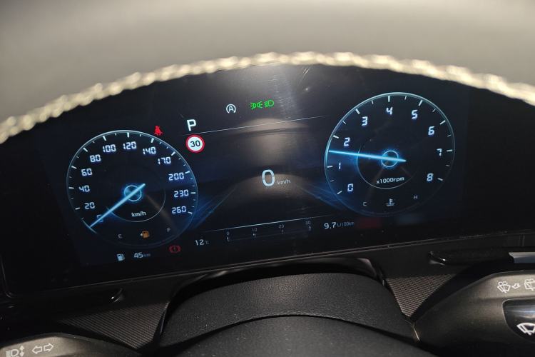 Used Kia Sportage (Chinese Domestic Model) 2023 2.0T Two-Wheel-Drive Prestige Edition Instrument Cluster