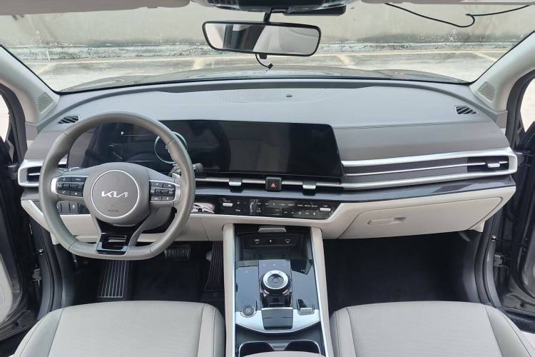 Used Kia Sportage (Chinese Domestic Model) 2023 1.5T Two-Wheel Drive Prestige Edition Interior 1