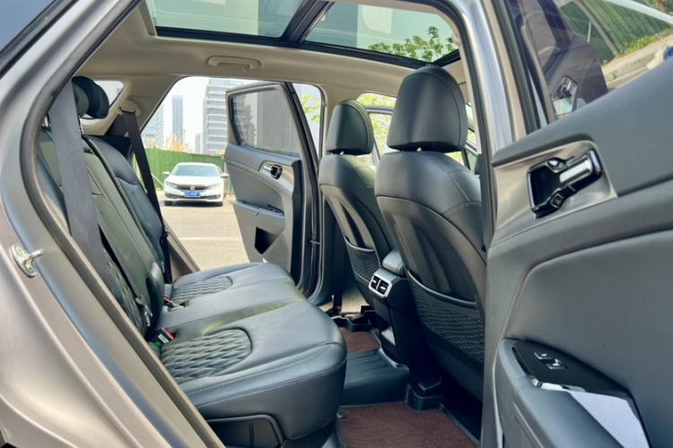 Used Kia Sportage (Chinese Domestic Model) 2023 2.0T Two-Wheel Drive Flagship Edition Interior 14