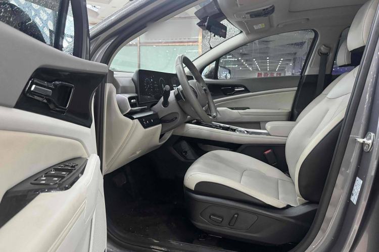 Used Kia Sportage (Chinese Domestic Model) 2023 1.5T Two-Wheel Drive Prestige Edition Interior 2
