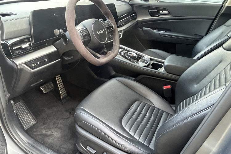 Used Kia Sportage (Chinese Domestic Model) 2023 2.0T Two-Wheel-Drive Prestige Edition Interior 3