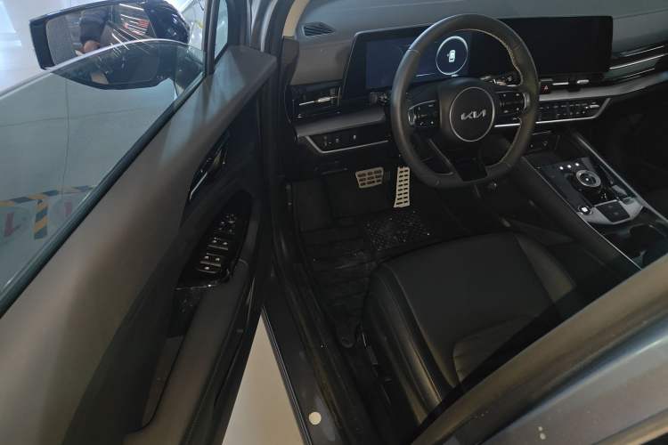 Used Kia Sportage (Chinese Domestic Model) 2023 2.0T Two-Wheel-Drive Prestige Edition Interior 3