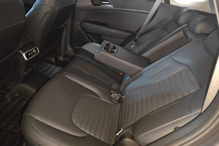 Used Kia Sportage (Chinese Domestic Model) 2023 2.0T Two-Wheel-Drive Prestige Edition Interior 4