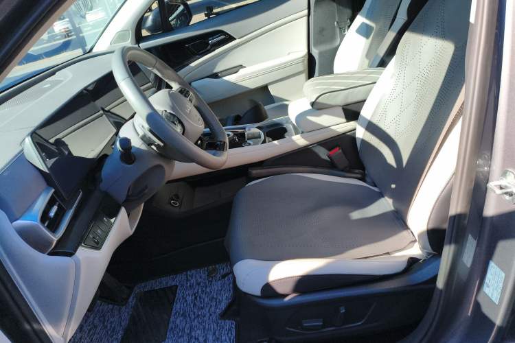 Used Kia Sportage (Chinese Domestic Model) 2023 1.5T Two-Wheel Drive Prestige Edition Left Front Seat