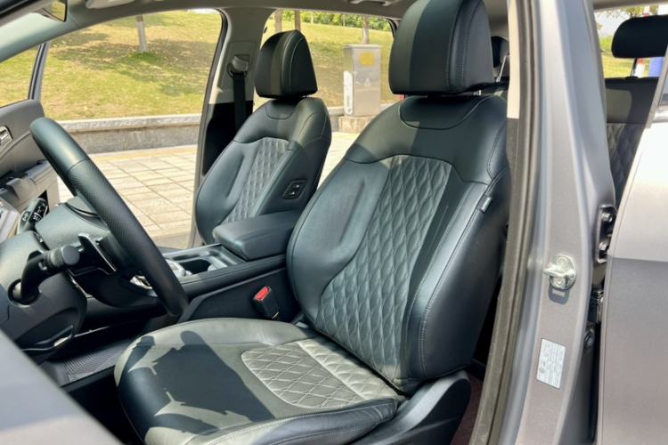 Used Kia Sportage (Chinese Domestic Model) 2023 2.0T Two-Wheel Drive Flagship Edition Left Front Seat