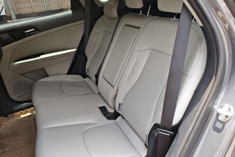 Used Kia Sportage (Chinese Domestic Model) 2023 1.5T Two-Wheel Drive Prestige Edition Left Rear Seat
