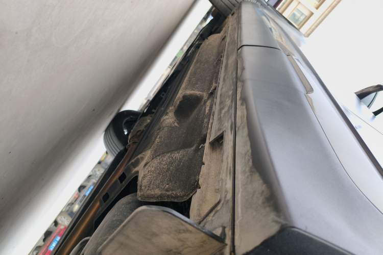 Used Kia Sportage (Chinese Domestic Model) 2023 2.0T Two-Wheel Drive Flagship Edition Left Side Sill