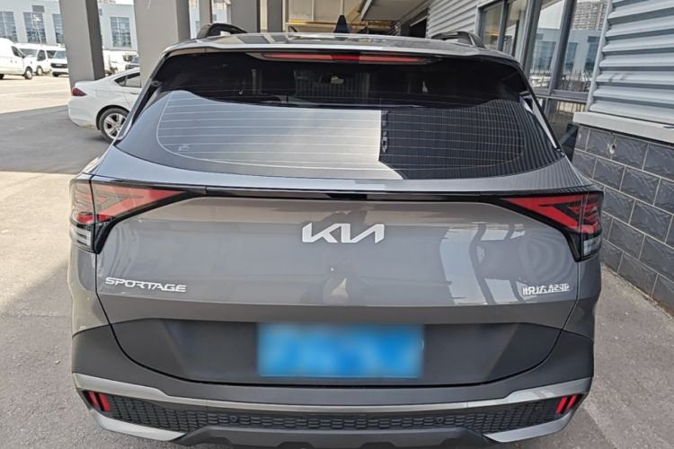 Used Kia Sportage (Chinese Domestic Model) 2023 2.0T Two-Wheel-Drive Prestige Edition Rear