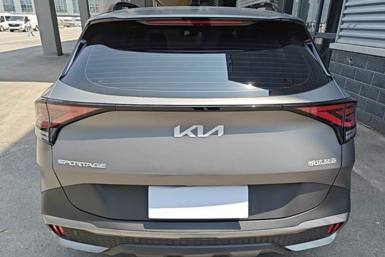 Used Kia Sportage (Chinese Domestic Model) 2023 2.0T Two-Wheel-Drive Prestige Edition Rear