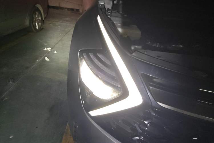Used Kia Sportage (Chinese Domestic Model) 2023 1.5T Two-Wheel Drive Prestige Edition Right Front Headlight