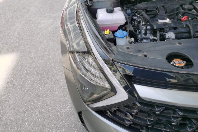 Used Kia Sportage (Chinese Domestic Model) 2023 1.5T Two-Wheel Drive Prestige Edition Right Front Headlight