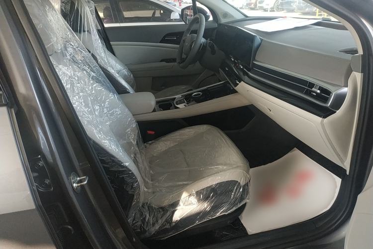 Used Kia Sportage (Chinese Domestic Model) 2023 1.5T Two-Wheel Drive Prestige Edition Right Front Seat