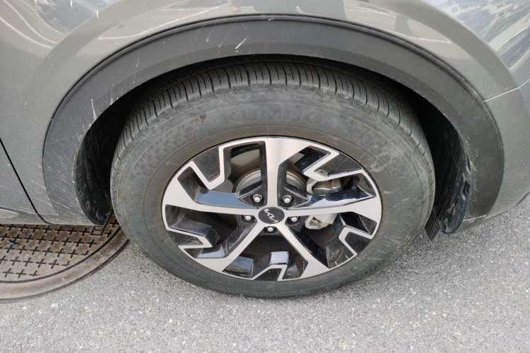 Used Kia Sportage (Chinese Domestic Model) 2023 1.5T Two-Wheel Drive Prestige Edition Right Front Wheel Hub