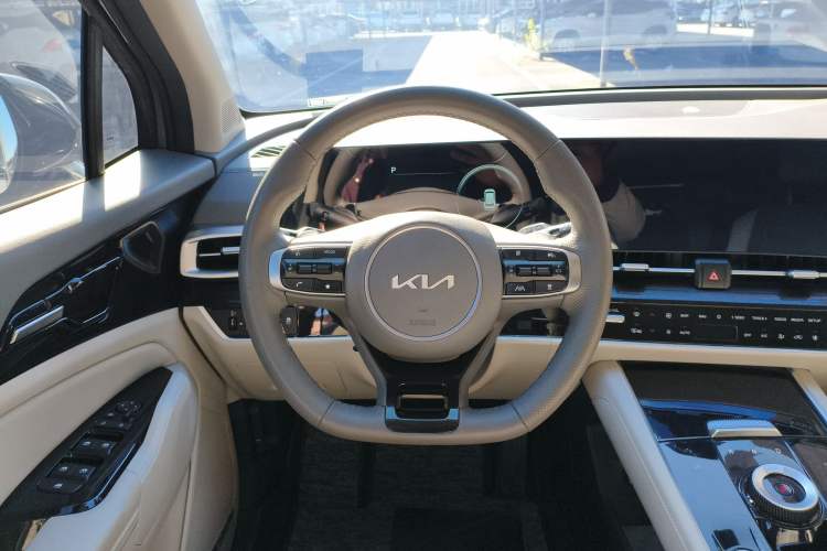 Used Kia Sportage (Chinese Domestic Model) 2023 1.5T Two-Wheel Drive Prestige Edition Steering Wheel