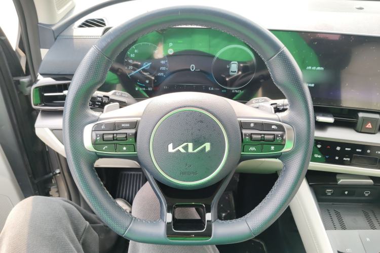 Used Kia Sportage (Chinese Domestic Model) 2023 2.0L HEV Two-Wheel Drive Flagship Edition Steering Wheel