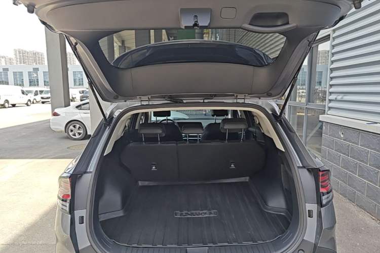 Used Kia Sportage (Chinese Domestic Model) 2023 2.0T Two-Wheel-Drive Prestige Edition Trunk