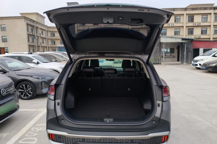 Used Kia Sportage (Chinese Domestic Model) 2023 2.0T Two-Wheel Drive Flagship Edition Trunk