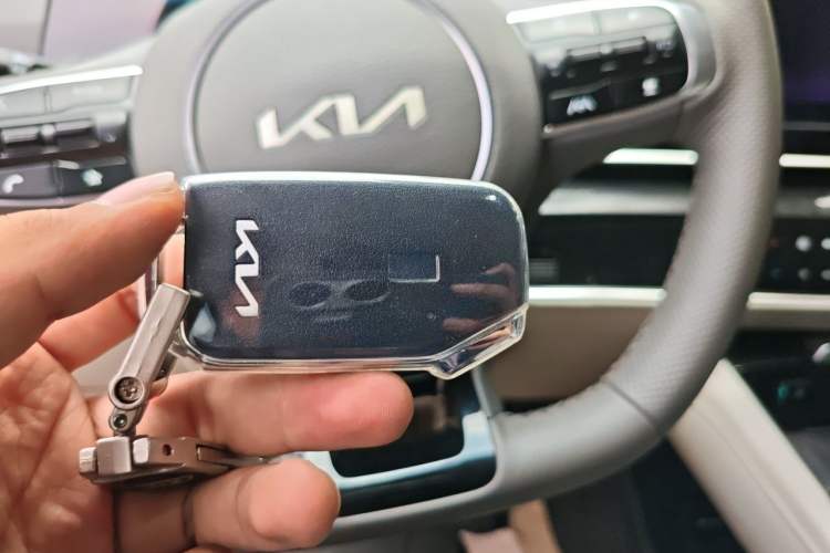 Used Kia Sportage (Chinese Domestic Model) 2023 1.5T Two-Wheel Drive Prestige Edition Vehicle Key