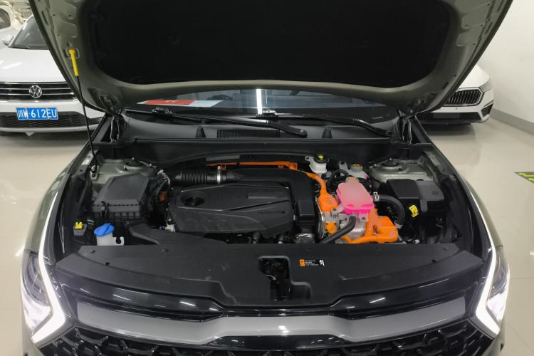 Used Kia Sportage (Chinese Domestic Model) 2023 2.0L HEV Two-Wheel Drive Flagship Edition Engine Bay