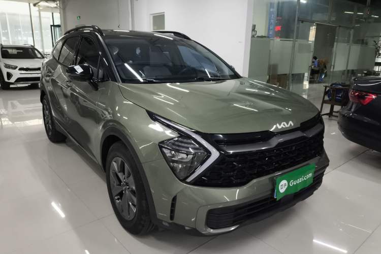 Used Kia Sportage (Chinese Domestic Model) 2023 2.0L HEV Two-Wheel Drive Flagship Edition Front Right 45 Deg