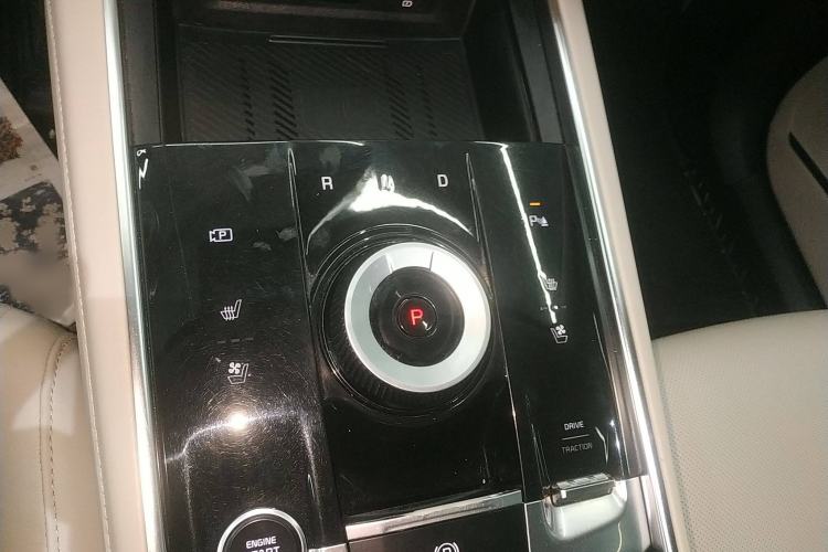 Used Kia Sportage (Chinese Domestic Model) 2023 2.0L HEV Two-Wheel Drive Flagship Edition Gear Lever