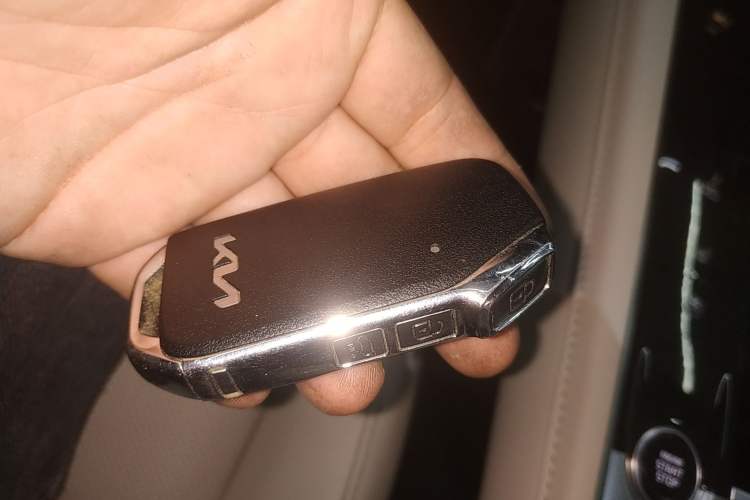 Used Kia Sportage (Chinese Domestic Model) 2023 2.0L HEV Two-Wheel Drive Flagship Edition Interior 1