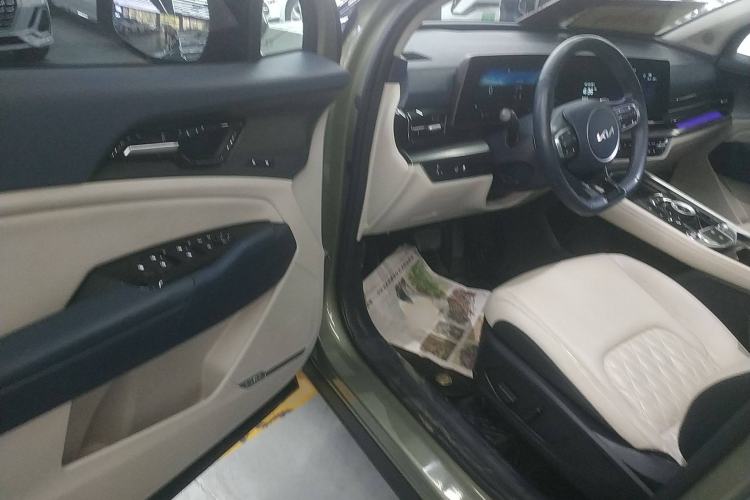 Used Kia Sportage (Chinese Domestic Model) 2023 2.0L HEV Two-Wheel Drive Flagship Edition Interior 3