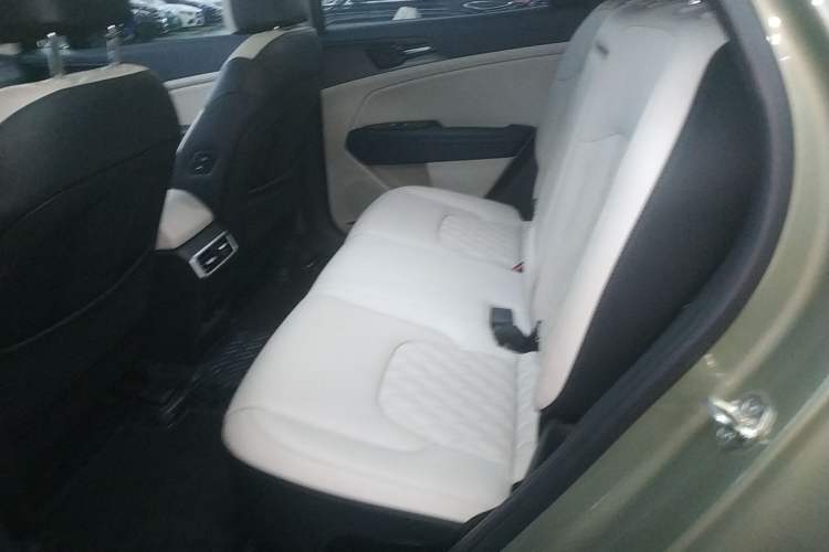 Used Kia Sportage (Chinese Domestic Model) 2023 2.0L HEV Two-Wheel Drive Flagship Edition Interior 4