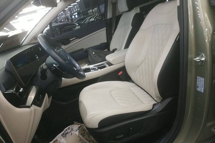 Used Kia Sportage (Chinese Domestic Model) 2023 2.0L HEV Two-Wheel Drive Flagship Edition Left Front Seat