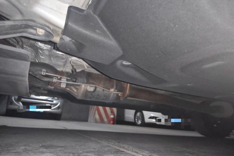 Used Kia Sportage (Chinese Domestic Model) 2023 2.0T Four-Wheel Drive Premium Edition Chassis Rear Right