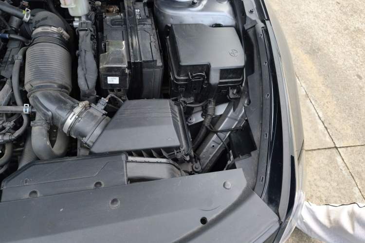 Used Kia Sportage (Chinese Domestic Model) 2023 2.0T Two-Wheel-Drive Prestige Edition Engine Bay Left