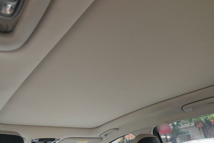 Used Kia Sportage (Chinese Domestic Model) 2023 2.0L HEV Two-Wheel Drive Flagship Edition Headliner