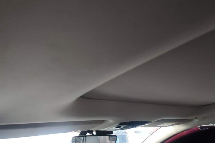 Used Kia Sportage (Chinese Domestic Model) 2023 2.0T Two-Wheel-Drive Prestige Edition Headliner