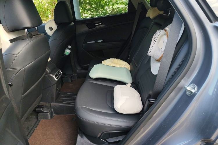 Used Kia Sportage (Chinese Domestic Model) 2023 2.0T Two-Wheel-Drive Prestige Edition Left Rear Seat