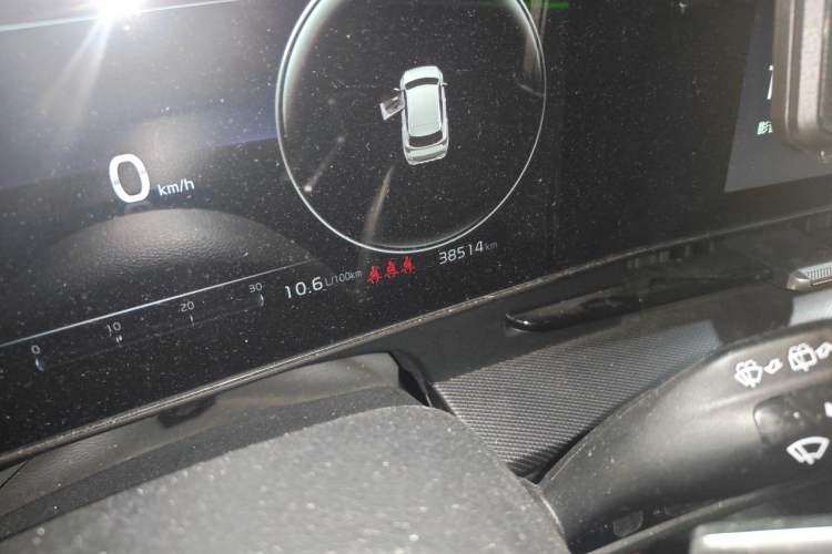 Used Kia Sportage (Chinese Domestic Model) 2023 2.0T Four-Wheel Drive Premium Edition Odometer Close Up