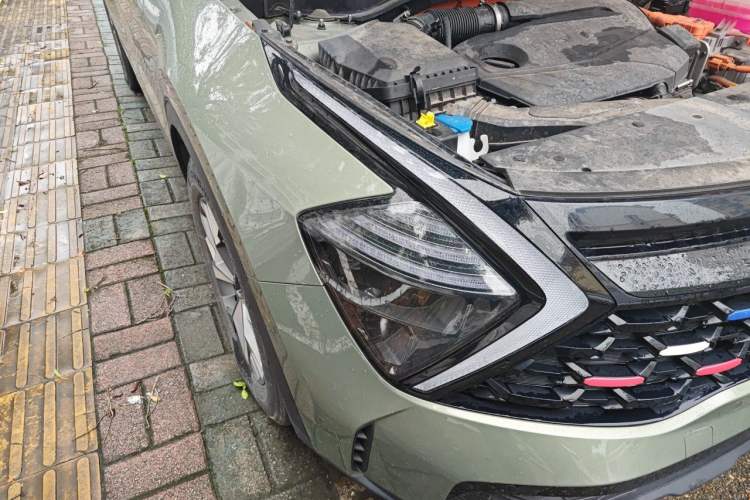 Used Kia Sportage (Chinese Domestic Model) 2023 2.0L HEV Two-Wheel Drive Flagship Edition Right Front Headlight